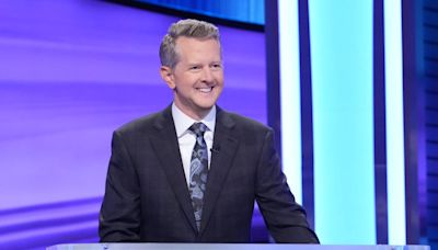 'Jeopardy' Fans Launch Complaints Over 'Really Awkward' Premiere Episode