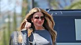 Sofia Vergara Removes Wedding Ring, Gives Cameras a Thumbs-Up Following Joe Manganiello Split: Pics