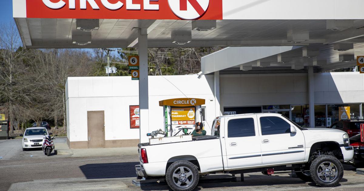 Grace period is over for 'Carolina Squat' truck in SC. How many tickets have been issued?