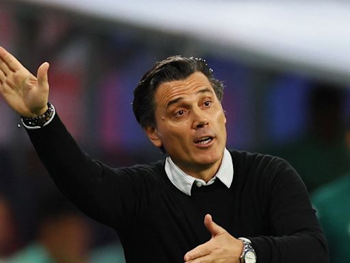 Turkey hails Italian coach Montella as one of its own