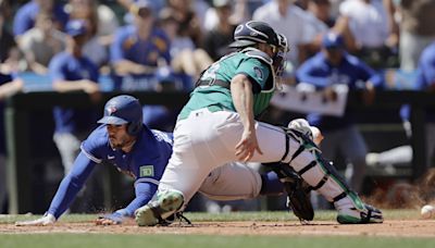 Yariel Rodríguez gets 1st win, Alejandro Kirk drives in pair to help Blue Jays beat Mariners 5-4