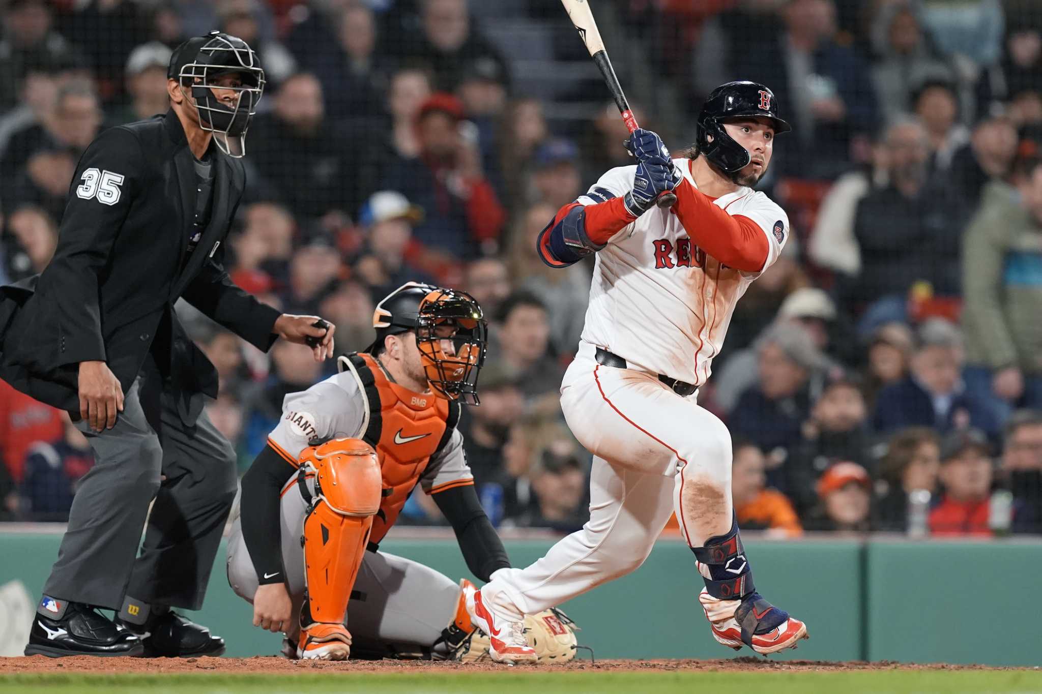 Abreu and Criswell lead Red Sox to 4-0 win over Giants for major league-leading 6th shutout