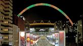 Pele: Wembley arch lit up in Brazil colours in tribute to football icon