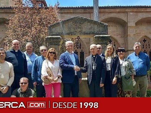 Vega visita con el obispo y la alcaldesa de Sigüenza las obras realizadas en la catedral con apoyo de la Diputación