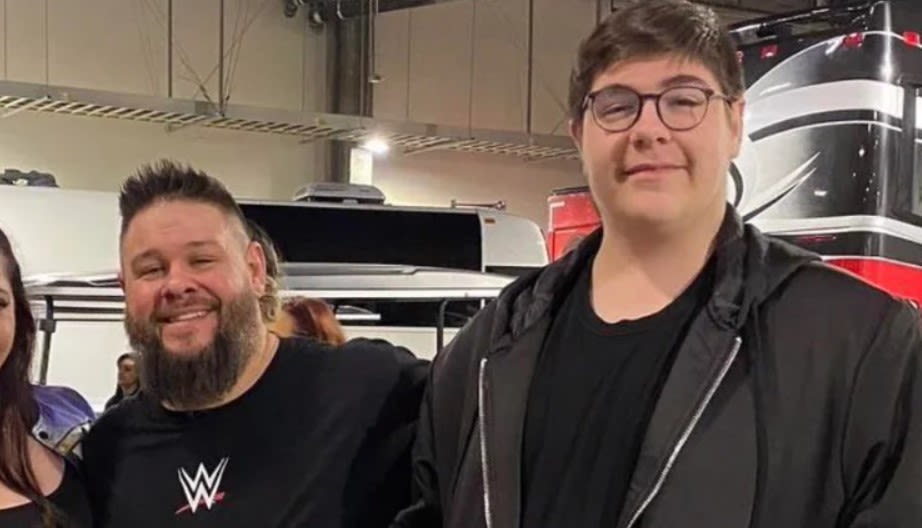 Kevin Owens’ Son Gets Into A Wrestling Ring For The First Time - PWMania - Wrestling News