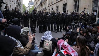 La Policía desaloja a los estudiantes que ocupaban una universidad de París contra el “genocidio” en Gaza