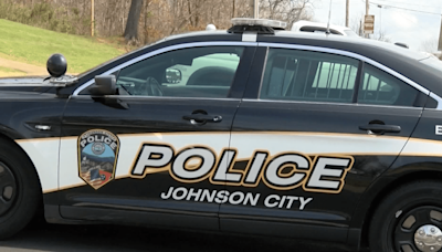 JCPD: Man arrested after hitting child, stepping on woman’s neck