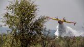 Soldados y bomberos combaten incendios en norte de Marruecos