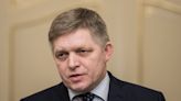 Mejora el estado del primer ministro eslovaco Robert Fico tras graves heridas de bala