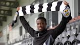 St Mirren transfer latest as Roland Idowu makes loan move from Shrewsbury Town