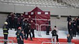 Murió un hincha de River que cayó de una tribuna del Monumental y se suspendió el partido ante Defensa y Justicia