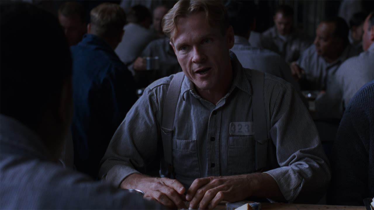 The Shawshank Redemption's William Sadler Ad-Libbed A Line That Totally Changes How We Look At His Character