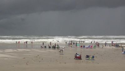 Tropical disturbance in Gulf of Mexico creates big waves, coastal flooding on Padre Island Tuesday