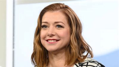 Alyson Hannigan's ‘Midlife Crisis' Includes a Seriously Colorful & Dramatic Hair Transformation