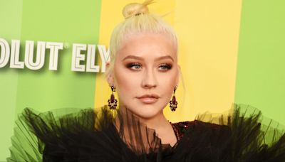 Christina Aguilera’s Latest Look Has Fans Talking