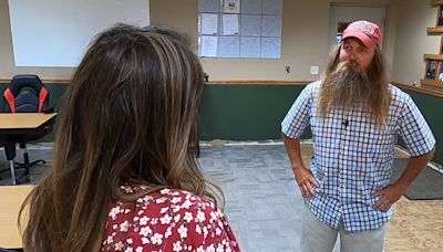 Wild Rose man brings Forrest Gump to Life at parades