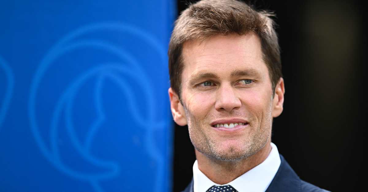 TV Tom Brady Arrives For Cowboys at Browns: Tracker