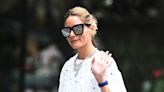 Olivia Palermo adelanta en Nueva York cómo llevaremos la minifalda en otoño: ¡con zapatillas de plataforma!