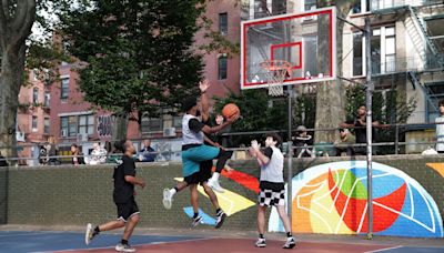 Artists Sparred on the Court at Armory Week’s First Basketball Tournament