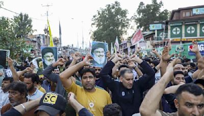 People pour out on streets in Srinagar over Hezbollah leader's killing, denounce Israel, US