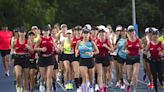Maratonistas corren ininterrumpidamente por Puerto Rico en contra de la violencia machista