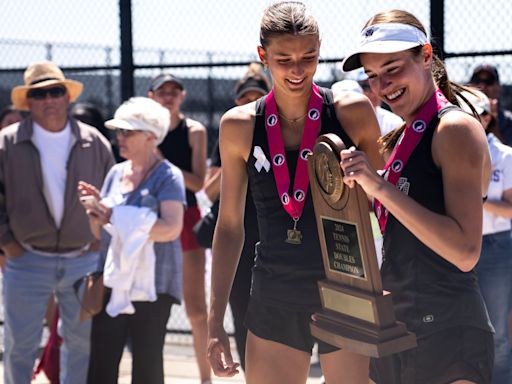 Dowling Catholic's Frye, Mauro win Class 2A state tennis doubles championship