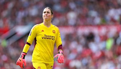 Mary Earps to leave Man Utd and become highest-paid women's goalkeeper