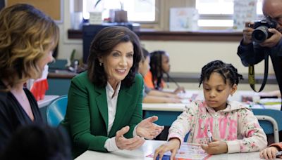 Millonaria inversión para mejorar la lectura en las escuelas de Nueva York - El Diario NY