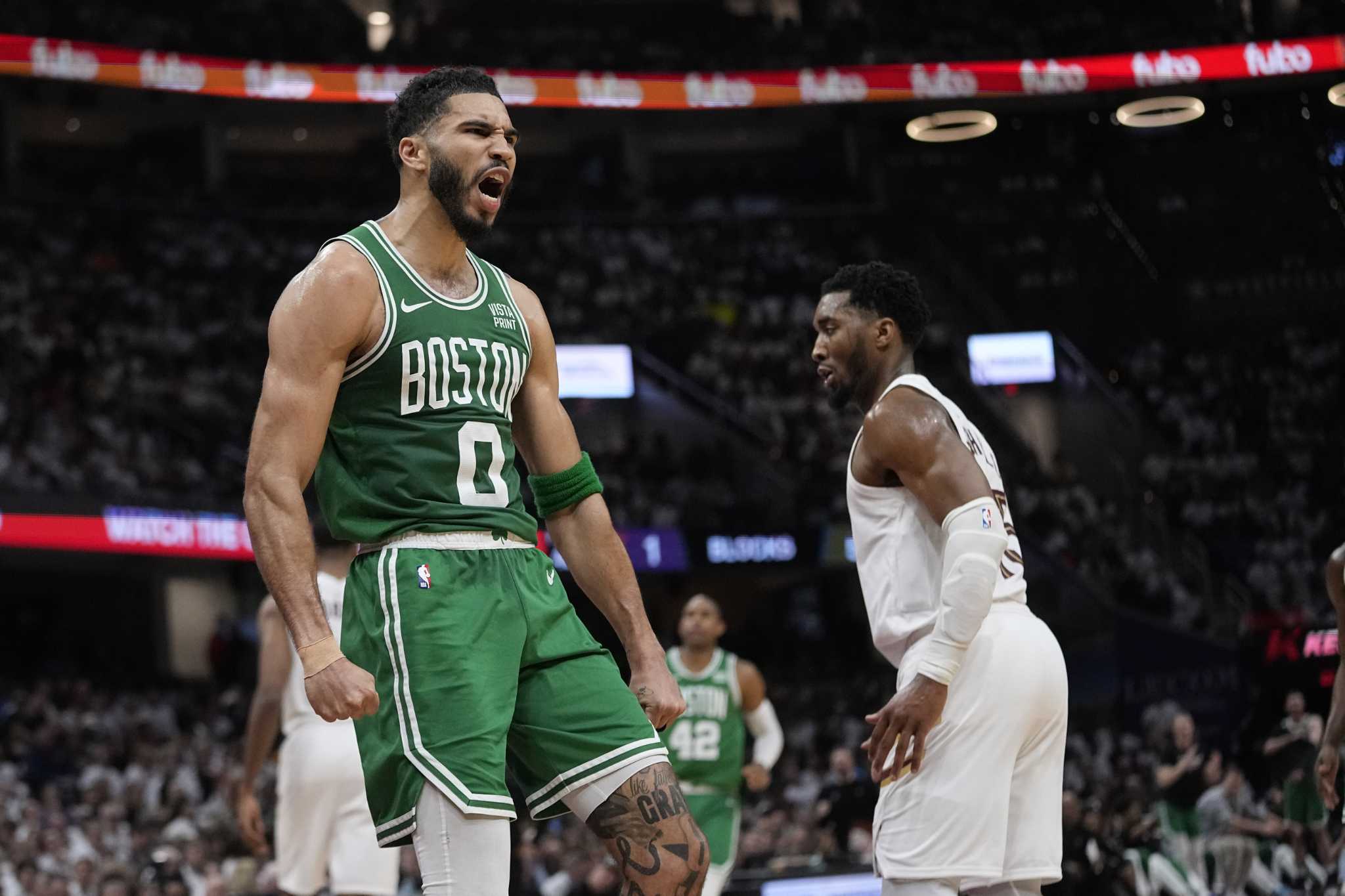 Jayson Tatum scores 33 points, Celtics rebound from loss to beat Cavs 106-93 for 2-1 series lead