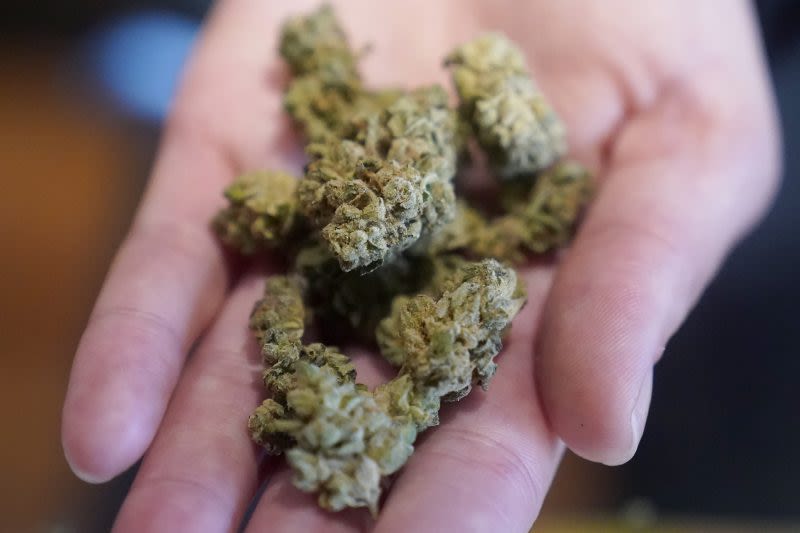 5 Illinois cities ranked as the worst to get stoned in the U.S.