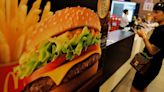 McDonald’s cambiará su política y eliminaría el relleno de bebidas gratis en Estados Unidos