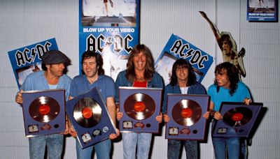 AC/DC’s ‘Thunderstruck’ Looks Like It’s About To Hit No. 1 On Several Charts