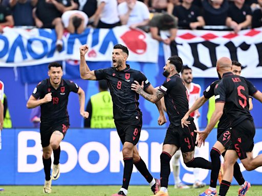 Croatia 2-2 Albania - Klaus Gjasula scores dramatic late equaliser after own-goal to snatch draw against Croatia - Eurosport