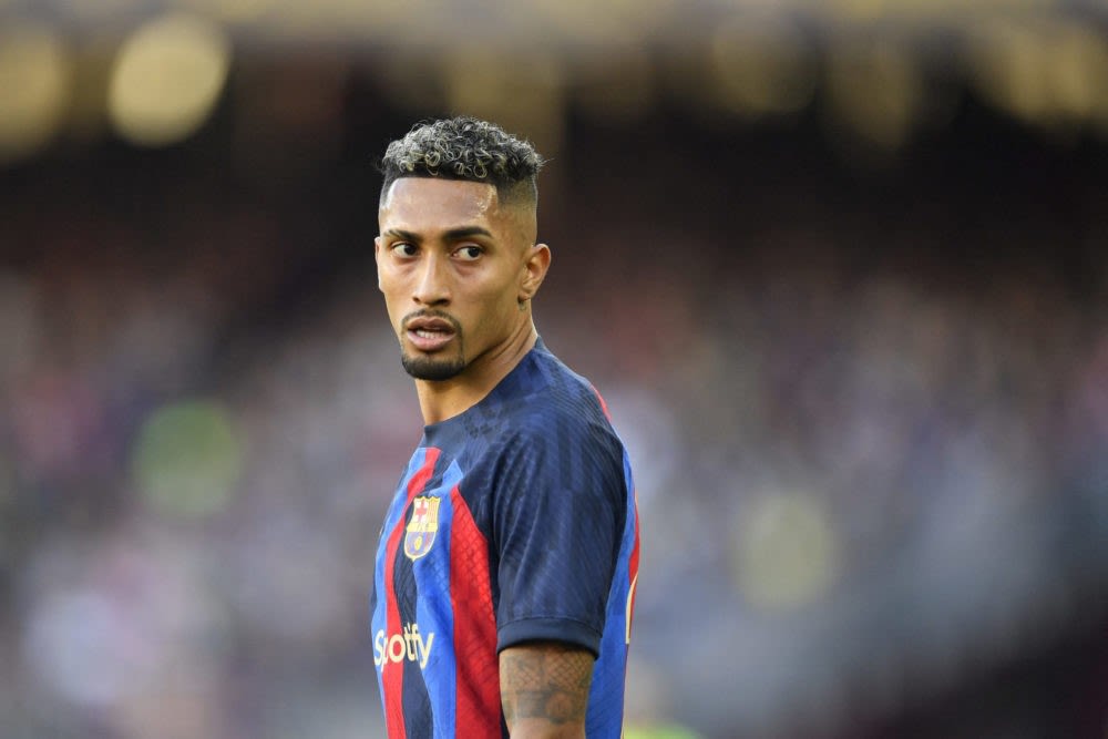 Arsenal could turn to Barcelona winger as he considers exit