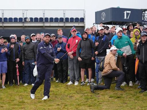 ‘I said to the boys, that’s the reason I miss Paddy out on Tour’ – Lowry reveals Harrington support after horror Saturday