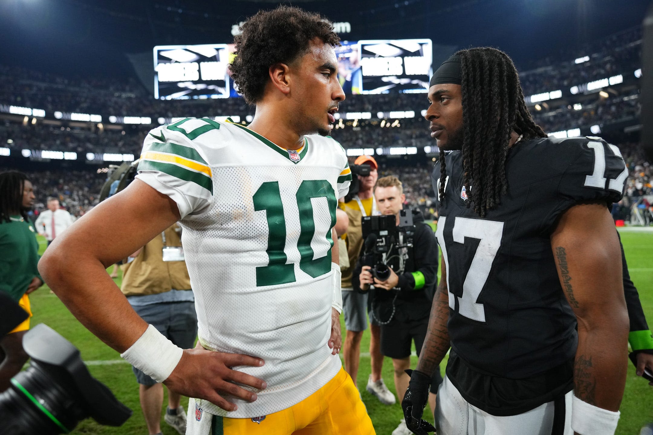 Jordan Love is a '(f------) baller': Davante Adams is impressed and a bit surprised by Packers quarterback's ascension