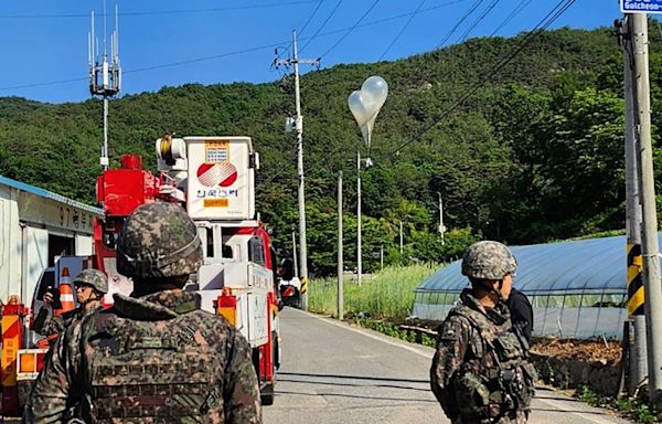 North Korea sends fleet of balloons carrying excrement to South Korea