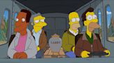 ‘Os Simpsons’: saiba quem é Larry Dalrymple, cliente fiel do Bar do Moe e que viralizou após morrer no seriado