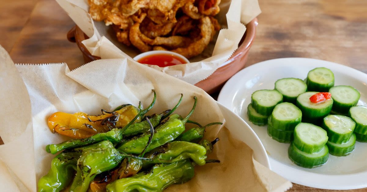 Brothers behind two Seattle restaurants serve supreme comfort food