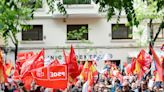 Unos 10.000 militantes socialistas se concentran en Madrid para mostrar su apoyo a Pedro Sánchez y pedirle que no renuncie a la presidencia