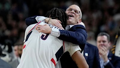 Why UConn coach Dan Hurley may not be able to turn down Los Angeles Lakers coaching job