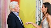 Letizia entrega un premio a Michael Douglas en Mallorca