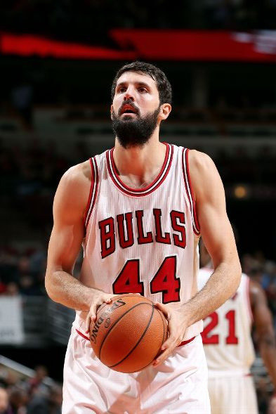 Nikola Mirotic é o Calouro do Mês de Dezembro