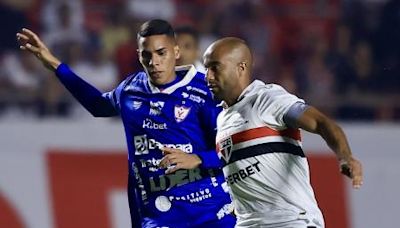Lucas e Erick marcam no 1° tempo de São Paulo x Águia; assista aos gols