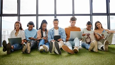 Conscious Unbossing: Why Gen Z Is Steering Clear Of Middle Management