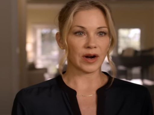 I Have Beef With Love Island – Christina Applegate Calls Out Producers and Contestants