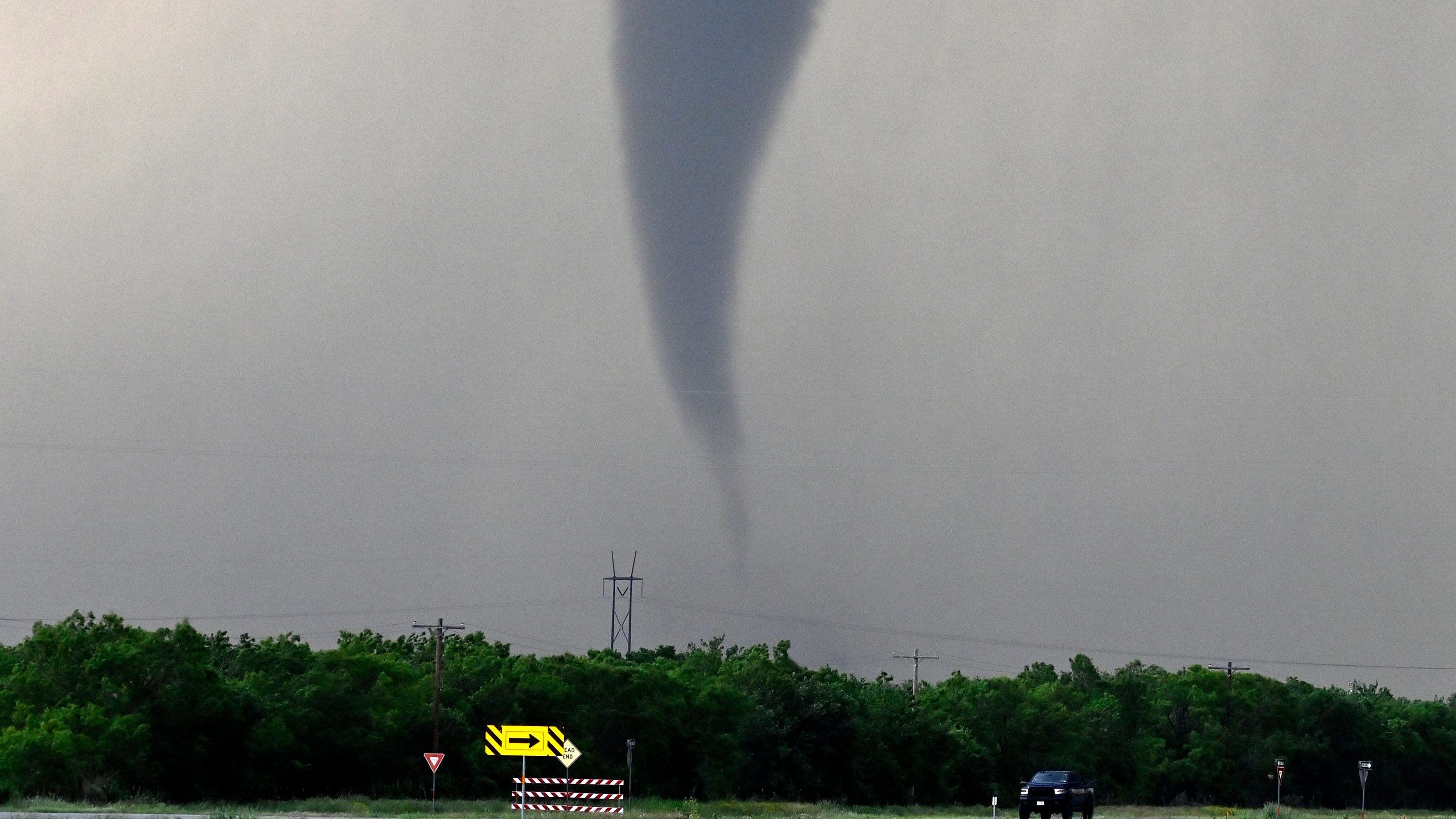 Central US braces for severe weather as tornadoes spotted in Oklahoma: Live updates