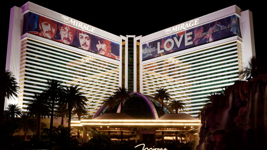 The Mirage Las Vegas is sick of 'dumbassery' slot machine etiquette during a $1.6 million giveaway