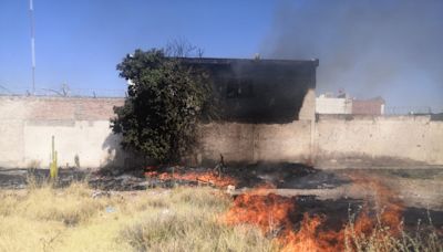 Incendio en Valle del Nazas afecta a vivienda y alarma a vecinos