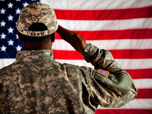 5 benefits of joining the military